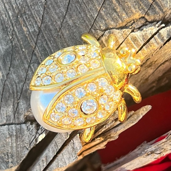 Vintage Napier White and Crystal Gold-Tone Ladybug Brooch Pin - Picture 9 of 9